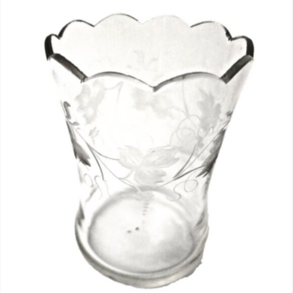 RARE ANTIQUE Scallop Cut Edge Etched Floral & Leaf Crystal Antique Vase - Picture 6 of 8